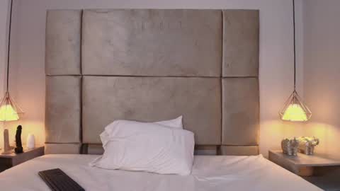 Mia  online show from January 30, 2025, 4:06 am