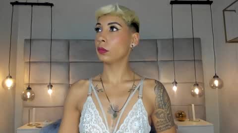 Mia Morgann online show from January 12, 2025, 11:17 am