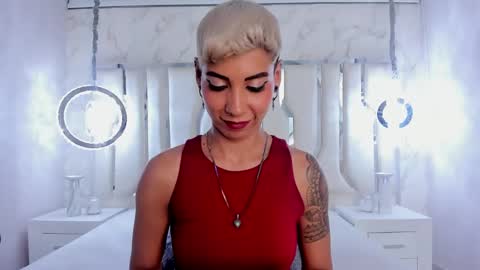 Mia Morgann online show from February 28, 2025, 4:53 pm