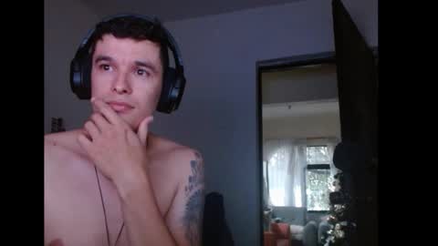 miaou_miaou online show from December 19, 2024, 10:10 pm