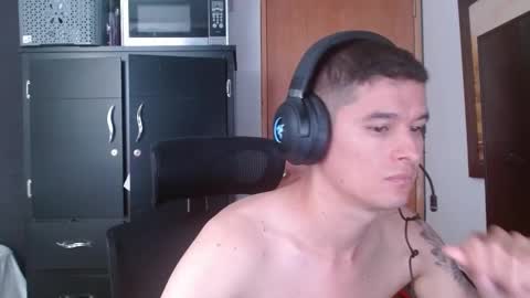 miaou_miaou online show from February 23, 2025, 12:48 pm