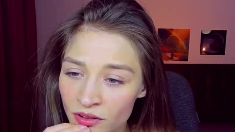 Mia online show from January 10, 2025, 11:29 pm