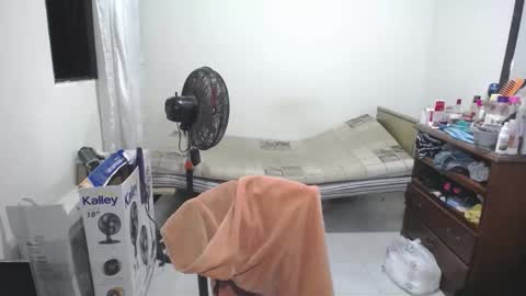 Ramona Badwolf online show from October 28, 2025, 2:04 am