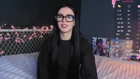 Liz online show from April 11, 2026, 5:28 pm