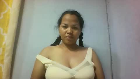 miarii online show from October 29, 2025, 5:04 pm