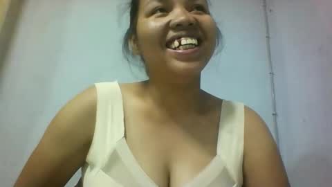 miarii online show from December 15, 2025, 5:06 pm