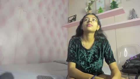 MIA  online show from December 2, 2025, 12:32 pm