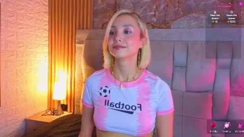 Snapshot of miaroldan chatting on June 25, 2026, 12:09 pm miaroldan online show from June 25, 2026, 12:09 pm