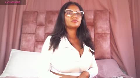 Snapshot of miasandoval_22 chatting on January 1, 2025, 9:31 pm miasaandovaal 22 online show from January 1, 2025, 9:31 pm