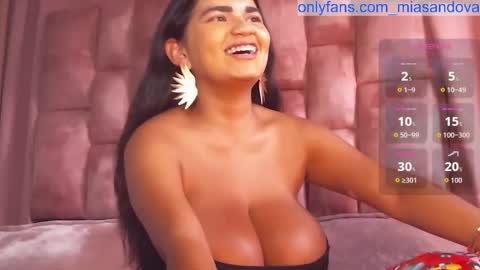 Snapshot of miasandoval_22 chatting on September 16, 2025, 8:21 pm miasaandovaal 22 online show from September 16, 2025, 8:21 pm