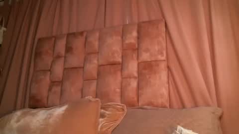 Snapshot of miasandoval_22 chatting on December 2, 2025, 8:15 pm miasaandovaal 22 online show from December 2, 2025, 8:15 pm