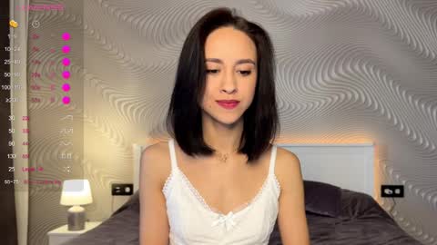 Mia online show from February 24, 2026, 7:17 am