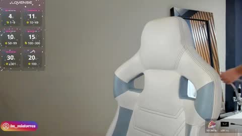 miatorres4 online show from February 12, 2026, 11:38 am