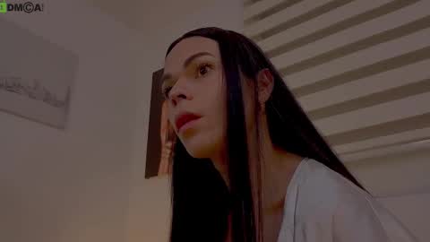 Mia online show from February 3, 2026, 10:31 am