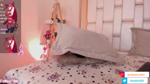 Mia Villalobos online show from February 8, 2025, 9:57 pm