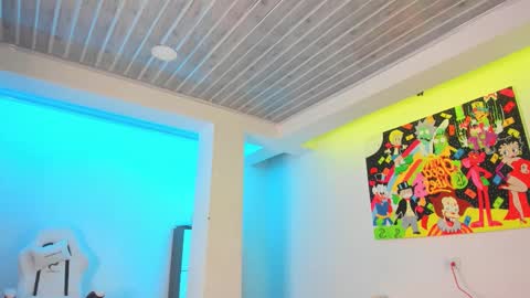 Mia Villalobos online show from November 28, 2025, 10:56 pm