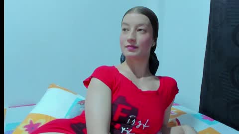 Snapshot of miavolkova_ chatting on May 17, 2026, 8:49 pm Chloe online show from May 17, 2026, 8:49 pm