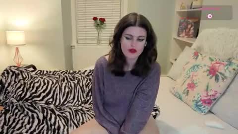 Mia  online show from September 13, 2025, 8:52 pm