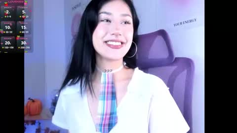 Mia Wilsson online show from November 5, 2025, 1:05 am