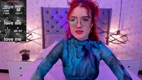 Mia winx  online show from December 18, 2024, 10:46 pm