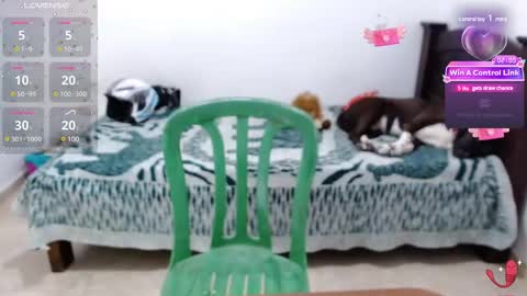 Micaela online show from December 24, 2024, 11:22 pm