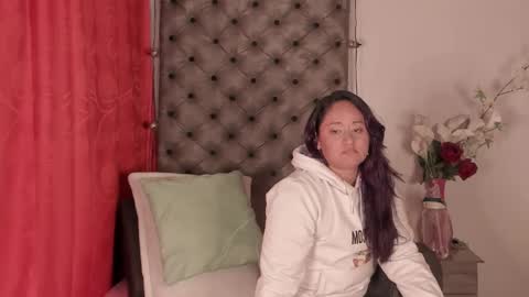 micaelahott_ online show from March 8, 2025, 9:50 am