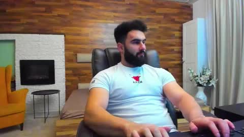 MicahLane online show from December 3, 2025, 5:48 am