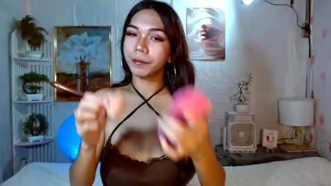 micalopez102702 online show from April 21, 2026, 7:14 am