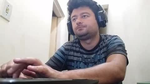 micarranox online show from January 6, 2025, 4:44 pm