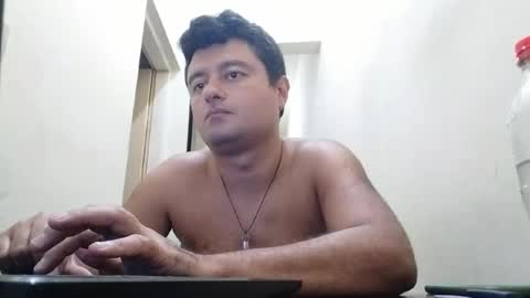 micarranox online show from March 5, 2025, 5:07 am