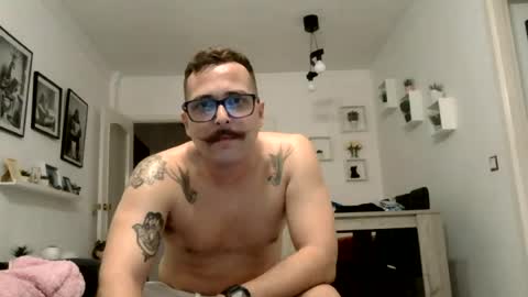 Snapshot of mich6921 chatting on June 18, 2026, 1:06 am MILO MIAMI online show from June 18, 2026, 1:06 am
