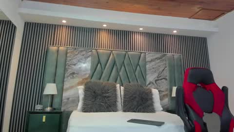 Michael online show from September 13, 2025, 10:20 pm