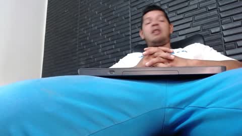 Michael Daviss online show from December 17, 2024, 2:44 pm