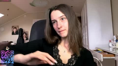 Emily online show from April 19, 2026, 2:27 pm