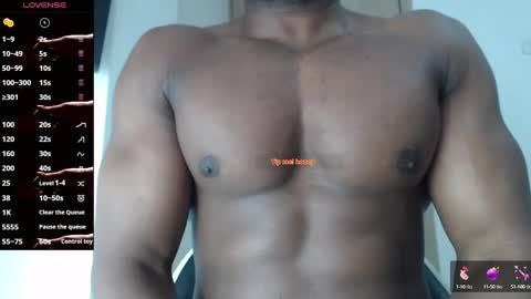 michael_thomsom online show from September 25, 2025, 4:43 pm