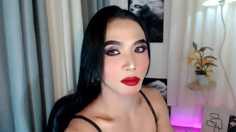 michaelagoddess online show from April 21, 2026, 5:06 pm