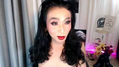 michaelagoddess online show from April 23, 2026, 6:54 pm