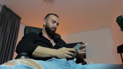 MichaelEvansx online show from February 20, 2025, 12:30 am