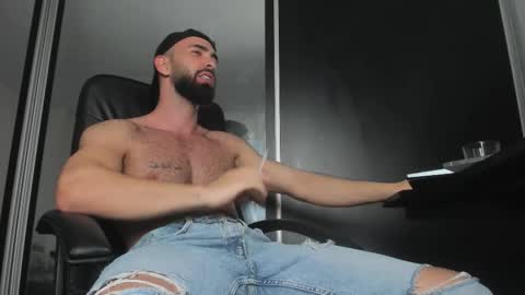 MichaelEvansx online show from October 29, 2025, 9:27 pm