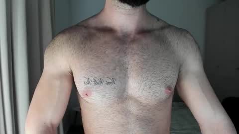 MichaelEvansx online show from February 9, 2026, 10:47 pm