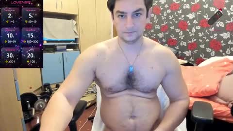 michaelragnar90 online show from December 21, 2024, 9:23 am