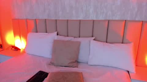 Michael Walkerr online show from December 31, 2024, 7:29 pm