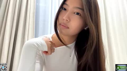 Aidaxo online show from November 14, 2025, 3:44 pm