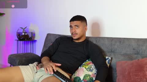 michel g22 online show from September 26, 2025, 8:24 pm