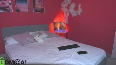 michele_mack online show from September 21, 2025, 2:35 am