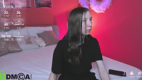 michele_mack online show from October 9, 2025, 2:53 am