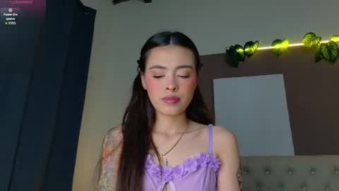 Snapshot of michele_rooss00 chatting on May 10, 2026, 1:22 am melannie follow my new page online show from May 10, 2026, 1:22 am