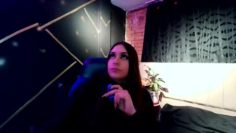 Snapshot of michell_h chatting on June 5, 2026, 5:47 am Nani online show from June 5, 2026, 5:47 am