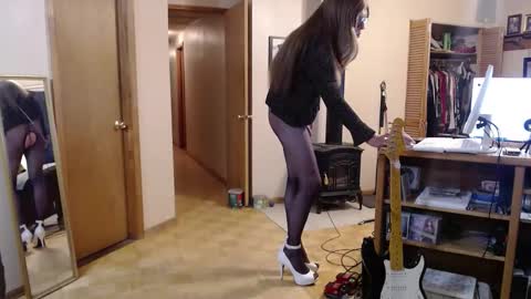 Snapshot of michelle209 chatting on May 26, 2026, 10:22 am Michelle online show from May 26, 2026, 10:22 am