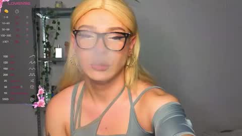 michelle_jacksonn online show from September 16, 2025, 5:36 pm